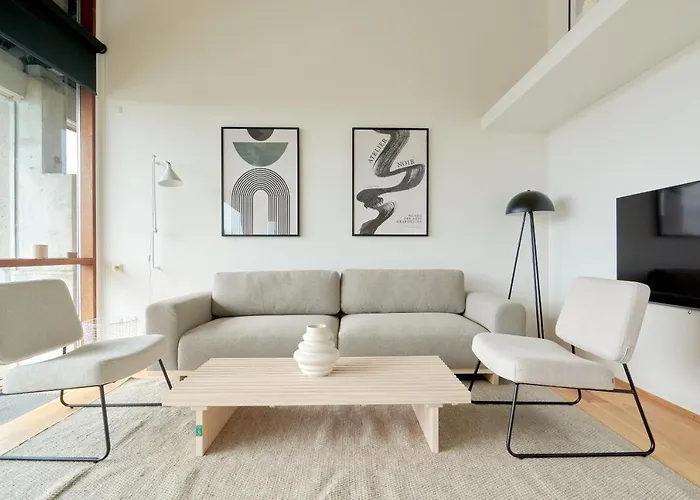 Beautiful Apt Near The Harbour